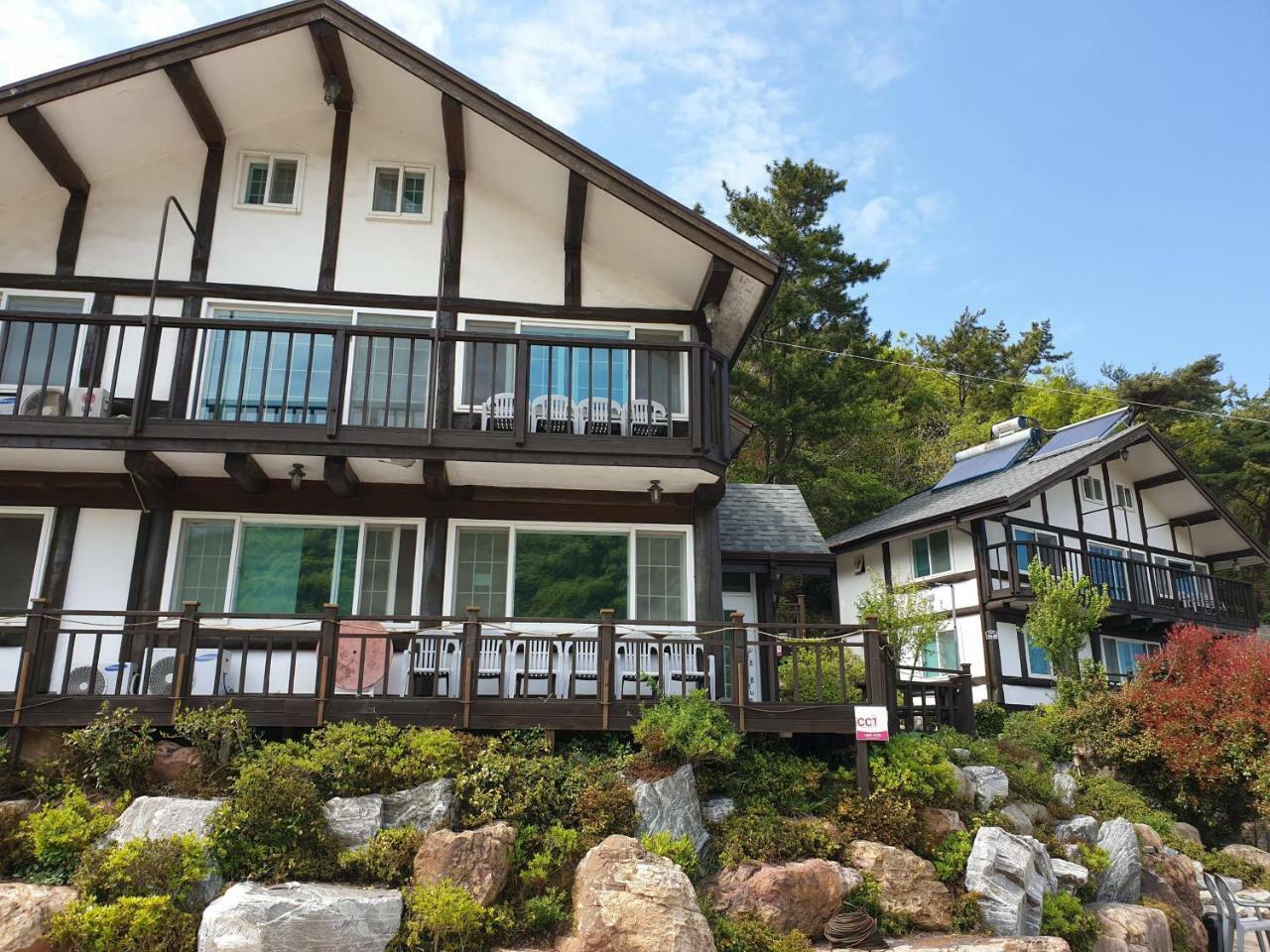 Tongyeong Yehyang Pension ภายนอก รูปภาพ